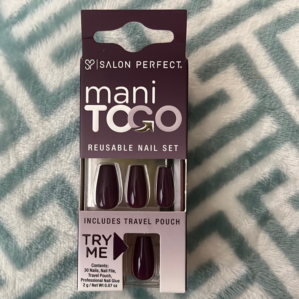 Mani To Go   Plum color